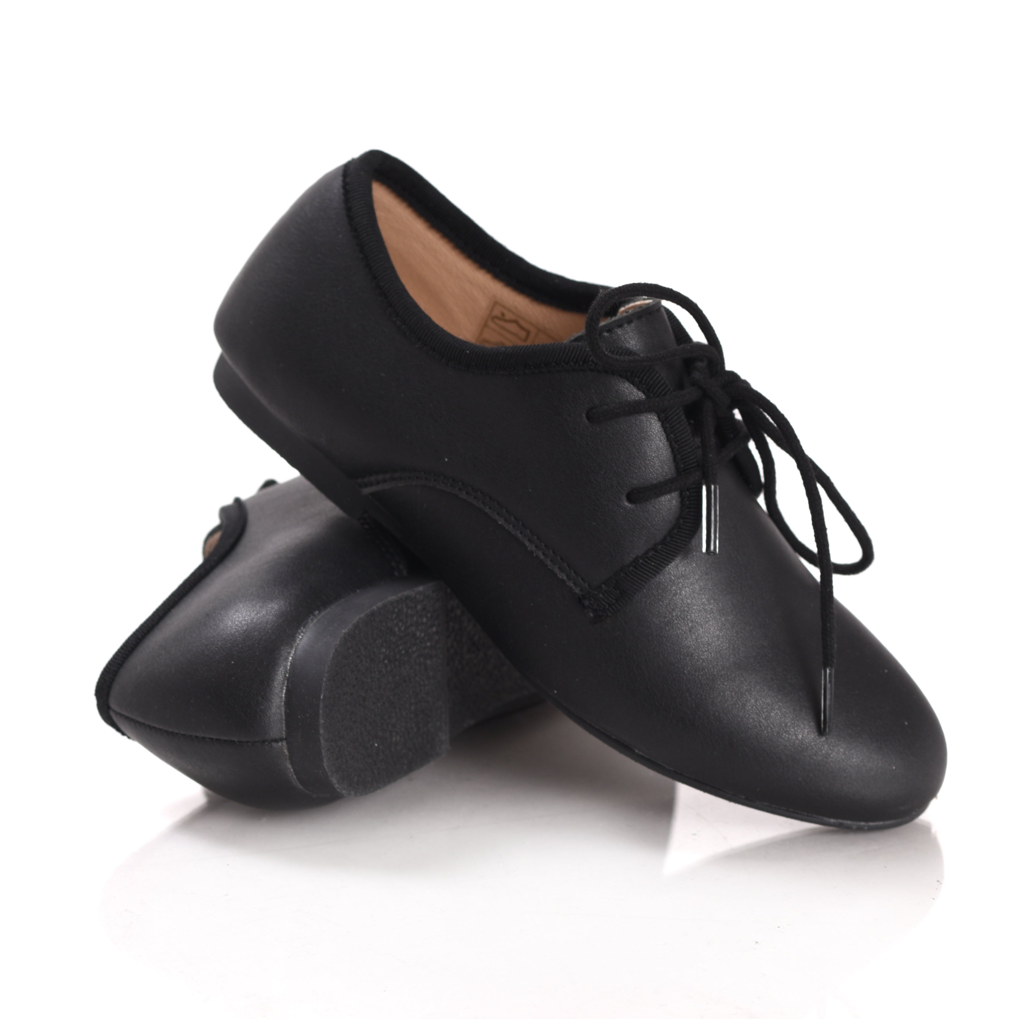 Black Leather Laceup En Pointe Shoes